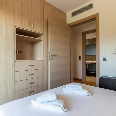 Saronida Luxury Sea Side 6persons 120m Villa