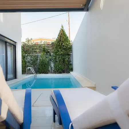 Saronida Luxury Sea Side 6persons 120m